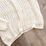 H&M white loose knot pullover sweater size S Photo 4