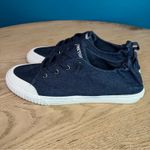 Tretorn  Meg 2.0 Denim Low Top Sneakers Slip On Blue Casual Shoes Women’s 8.5 Photo 3