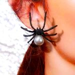 Gothic Black/Gray Spider Stud Earrings Faux Pearl‎ Accents Vintage Boho Style Black Photo 5