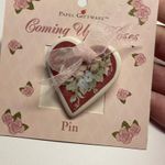 NWT Papel Giftware Brooch Pin Pink / White Heart with Ribbon Photo 2