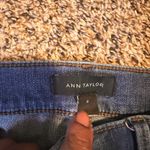 Ann Taylor The Skinny Ankle Jeans Women's Size 0 Frayed Hem Dark Wash Photo 2