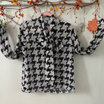 Elegant Women's Houndstooth Button Down Shirt Black Size M Photo 0