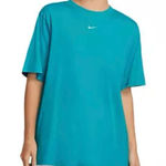 Nike  Turquoise Crew Neck Tee Photo 0