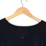 Lululemon  Cates Tee in Black Photo 4