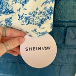 SheIn NWT Blue and White Puff Sleeve Crop Photo 4