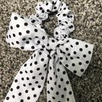 Bow Hair Scrunchie Black Photo 1
