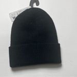 Adidas   Women's Black & Gold Metallic  Cold Weather Beanie Style Hat NWT Photo 4