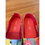 Toms Women's Classic Alpargata Shoes Floral Print Red Yellow Blue Size W 9.5 Photo 2