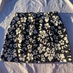 Wild Fable Hawaiian black and white print skirt Photo 5