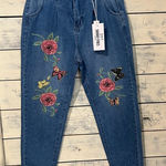 NWT Skinny Fries Denim Mom Jeans with Butterfly & Flowers Embroidery Size 5 Blue Photo 0
