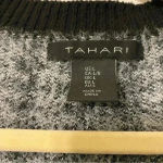 Tahari  Eyelash Fringe‎ Houndstooth Button Front Cardigan Sweater Size Medium Photo 3