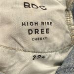 BDG  Women’s Dree Pieced Camo High-Rise Cheeky Jean Short Size 29 Photo 6