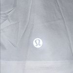 Lululemon  Ultralight Waist Length T Shirt Size 6 White Photo 4