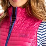 Vineyard Vines  Women's Puffer Vest Rhododendron Pink, Size M Photo 1