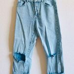 Topshop  MOTO GIRLFRIEND BLUE RIPPED BUTTON JEANS Photo 0