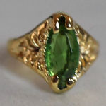 Source Unknown Divine Clover Green Marquise Cut Glass Stone Gold Tone Metal Size 9 Y2K Ring Photo 0