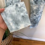 Good American nwt //  good legs raw hem tie dye jeans Photo 3