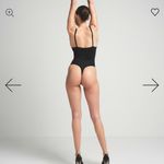 SKIMS  ULTIMATE PUSH-UP THONG BODYSUIT Onyx small nwt Photo 1