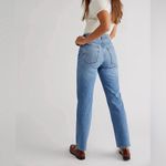 We The Free  Pacifica High Rise Slim Straight Leg Size 29 Light Wash Boho Photo 1