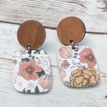 Vintage Stud Earrings For Pierced Ears Flower Design Photo 5