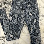 Rue 21 Scrunch Workout Leggings Photo 0