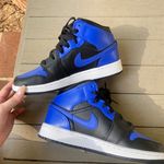 Nike Jordan 1 Mid Photo 2