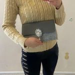La Prarie clutch with brooch pin Photo 0