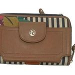 Spartina 449
Shelter Cove Multi Phone Crossbody 7.5x5 Photo 0