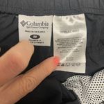 Columbia  Black Cargo Shorts Lightweight Relaxed Fit Photo 4