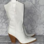 Princess Polly White Nomi Boots Size undefined Photo 0