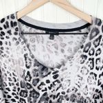 Apt. 9  Black and White Snow Leopard Cheetah Animal Print V-neck Sweater Size XL Photo 4