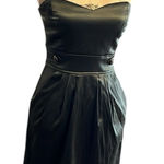 Trixxi  emerald green satiny smooth bodycon strapless dress sweetheart neckline. Photo 0