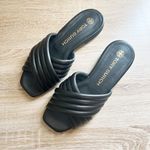 Tory Burch Kira Quilted Perfect Black Criss Cross Sandals Leather Flat Size 8 Photo 4