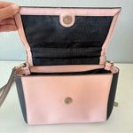 Kate Spade  Cow Hide Leather Crossbody Bag Pink Gray Black Handbag Shoulder Bag Photo 7