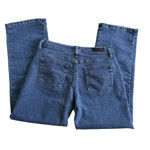 Lee Women’s Relaxed Fit at the Waist Straight Leg Jeans – Size 6 Petite Photo 1