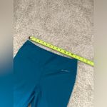 Eddie Bauer Teal Blue Capri Compression Athletic Pants Womens Medium Photo 6