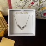 Michael Kors NWT WOMEN'S  Sliver-TONE CRYSTAL BRASS NECKLACE Photo 6