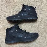 Keen Waterproof Hiking Boots Lightweight Breathable Trail Shoes US 9.5 Photo 0