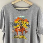 Western Heathered Grey “Wild & Free” Pinup Cowgirl Horse Riding Graphic Tee Gray Size 3X Photo 2