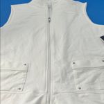 Karen Scott  White Vest Photo 9