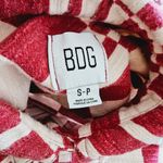 Urban Outfitters UO BDG Caleb Red & White Loose Boxy Fit Cropped Flannel Shirt Size Small Photo 6