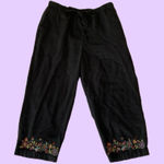 Christopher & Banks Vintage Y2K Black floral embroidered Capri pants 🔥 Photo 0