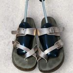 Madden Girl  Women’s Size 11 'BRYCEEE' Rose Gold Slip On Strappy Sandals Photo 1