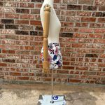 Old Navy floral blue and white cargo shorts / 2 / Excellent condition Photo 6