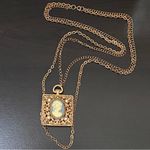 Vintage Unsigned Victorian Lady Cameo Pendant Necklace Photo 1