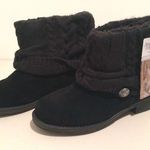 Muk Luks Sweater Boots, Size 7 Black Photo 0