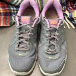 Nike  Revolution 2 Gray peach, purple‎ running shoes size 9 Photo 4