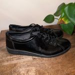 Ecco Soft 2.0 Tie Womens 40/9M Sneakers Black Patent Leather Casual Shoes Career Size 9 Photo 5
