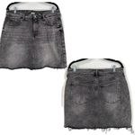 Old Navy  Women's Frayed Hem Flat Front Denim A-Line Mini Skirt Black‎ Size 12 Photo 7
