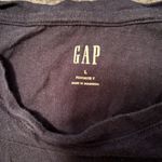 Gap Navy blue floral  T-shirt 
Size Large Photo 2